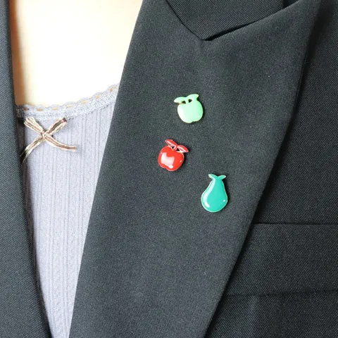 Mignonne Broche Émail Fruit Épingle Alliage Vert Rouge Pomme Poire Épingles de Revers pour Vêtements Chapeau Sac Accessoires Bijoux