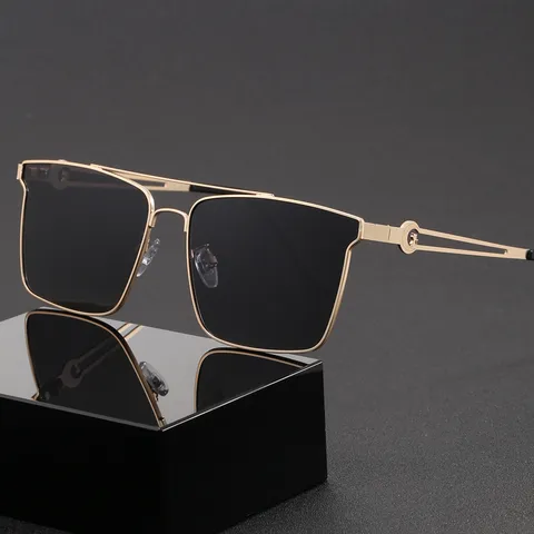 Lunettes de Soleil Polarisées pour Hommes Cadre Carré Double Pont en Métal UV400 Conduite Pêche Mode Extérieur