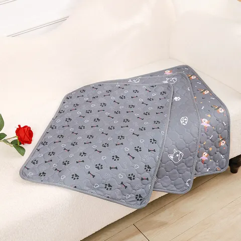 Waschbare Hunde-Pipi-Unterlage Verdickte Wasserdichte Wiederverwendbare Haustier-Urinalmatte