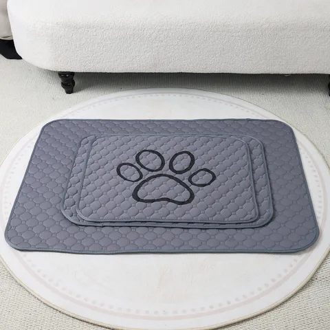 Wiederverwendbare Waschbare Haustier Urinmatte Wasserdichte Hundetraining Matte Atmungsaktive Antirutsch Urinmatte Für Hunde Katzen Haustierbedarf