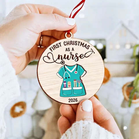 Ornamenti Natalizi in Legno per Infermiera Regalo di Laurea Targhetta Sospesa con Uniforme Verde Decorazione Festiva per la Casa