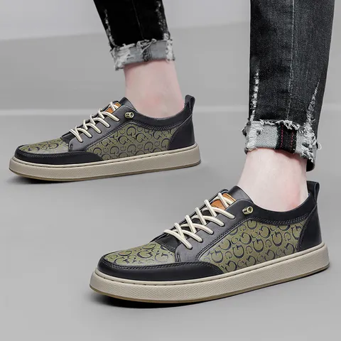 Men's Casual Skate Shoes Cowhide Leather Upper Low Top Lace Up Fashion Sneakers Letter Print Comfortable Walking Shoes