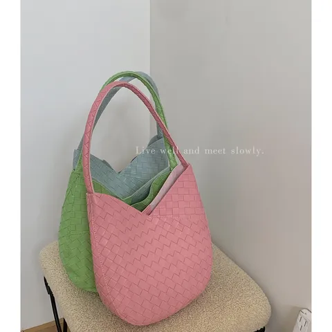 Bolso de Hombro Tejido de Gran Capacidad de Verano para Mujer Moda Casual Cuero PU Color Sólido Bolso Cubo Bolso de Mano