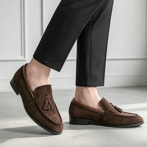 Men's Casual Suede Leather Loafers Tassel Slip On Flat Shoes British Style Breathable Business Driving Shoes