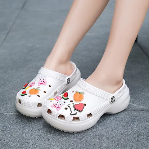 Women's Thick Platform Clogs Summer Casual Beach Shoes EVA Anti-Slip Breathable Closed Toe Sandals With Cute Charms