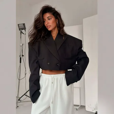 Dames Gecropte Blazer Double Breasted Schoudervulling Revers Lange Mouw Polyester Kostuum Jas Casual Kantoor Bovenkleding