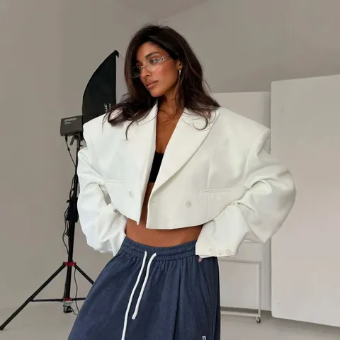 Dames Gecropte Blazer Double Breasted Schoudervulling Revers Lange Mouw Polyester Kostuum Jas Casual Kantoor Bovenkleding