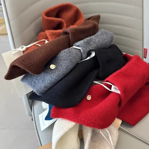 Chic Solid Color Cross Knit Scarf Winter Warm Cozy Mini Neck Warmer Fashion Wool Scarf For Women And Men