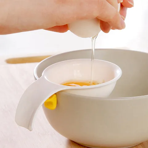 Plastic Egg White Separator Kitchen Egg Yolk Extractor Practical Egg Divider With Bowl Clip Baking Tool