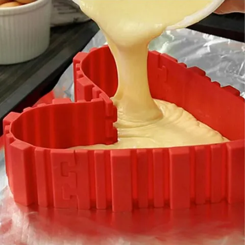 Silicone Cake Mold Set Flexible DIY Baking Molds Four-Piece Combination Red Kitchen Bakeware For Homemade Cake Making