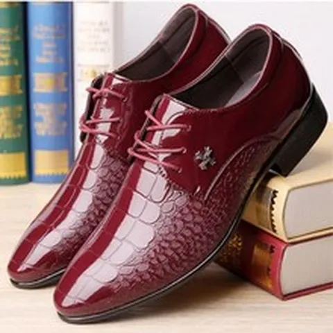 Herren Business Formelle Lederschuhe Spitz Glänzend Kroko-Prägung Anzugschuhe Mit Metallkreuz Hochzeit Trauzeugen Schuhe