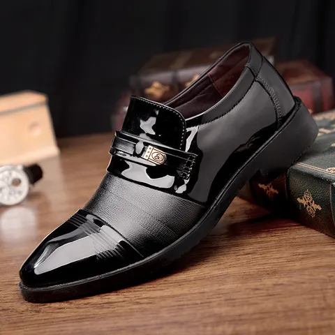 Herren Business Formelle Lederschuhe Lackleder Spzite Kappe Flacher Absatz Hochzeitsschuhe Büro Oxford Schuhe