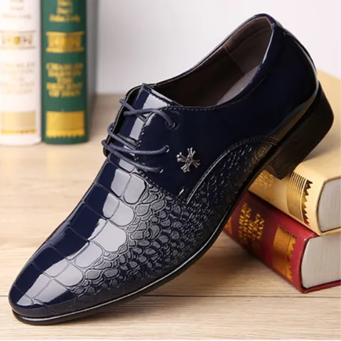Herren Business Formelle Lederschuhe Spitz Glänzend Kroko-Prägung Anzugschuhe Mit Metallkreuz Hochzeit Trauzeugen Schuhe