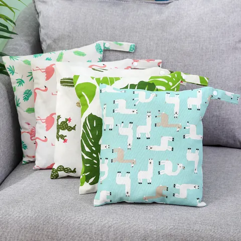 Portable Baby Hanging Diaper Storage Bag Waterproof Canvas Crib Organizer Cute Cartoon Print Nursery Storage Pouch