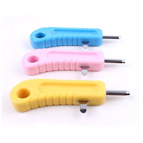 Manual Plastic And Metal Nut Cracker Tool Handheld Walnut Macadamia Opener