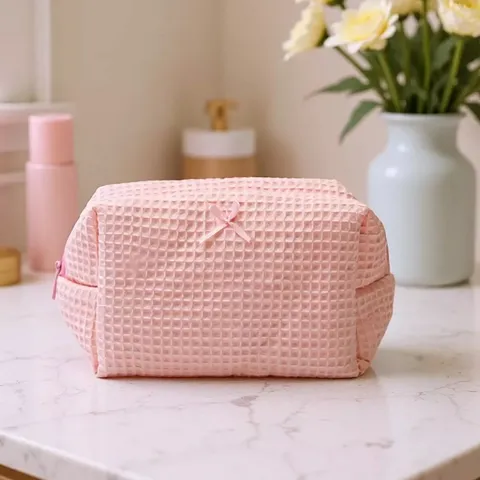 Large Capacity Travel Cosmetic Bag Waffle Portable Toiletry Storage Bag Cute Bow Zipper Makeup Organizer For Women