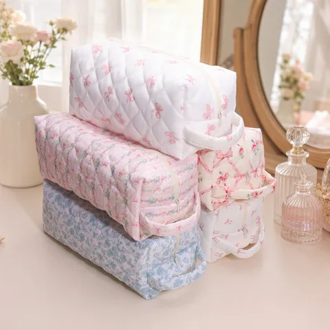 Floral Quilted Cosmetic Bag Travel Toiletry Organizer Portable Hair Styling Tool Storage Pouch Handbag For Women