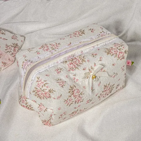 Quilted Lace Trim Floral Toiletry Bag Bow Portable Large Capacity Cosmetic Storage Bag Zipper Makeup Bag For Women