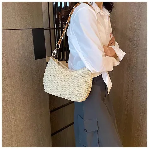 Women Straw Woven Shoulder Bag Summer Beach Vacation Tote Handbag Casual Paper Straw Purse With Resin Chain