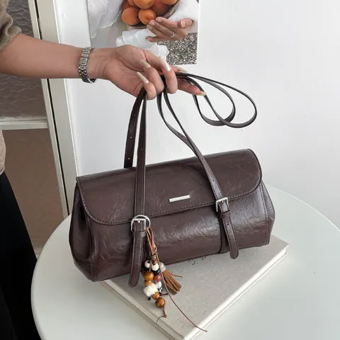 Damen Retro Ölwachs PU Leder Umhängetasche Vintage Pendeln Achseltasche Casual Flap Handtasche Elegante Damentasche