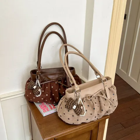 Damen Koreanisch Vintage Punkte Umhängetasche PU Leder Shopper Tasche Mit Schleife Und Perlen Anhänger Chic Lässige Achseltasche