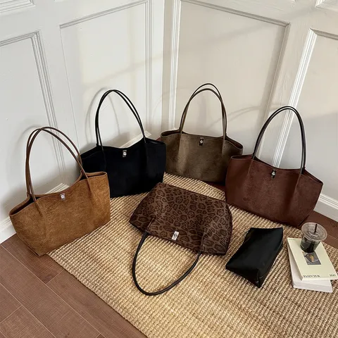 Koreanischer Ins Style Große Kapazität Tragetasche Für Damen Retro Minimalistisch PU Leder Wildleder Pendeln Schulter Unterarm Tasche