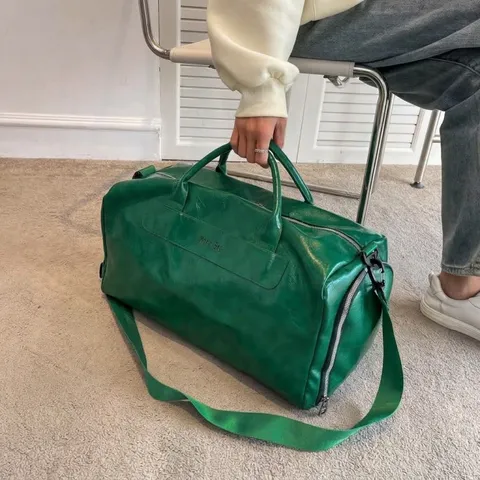 Sac De Voyage En Cuir PU Grande Capacité Texture Plissée Brillante Imperméable Weekend Gym Sport Bagage