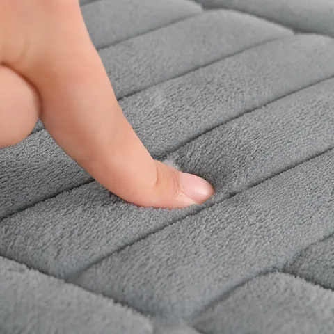 Coral Velvet Embossed Sponge Bathroom Anti Slip Water Absorbent Floor Mat Simple Home Door Mat