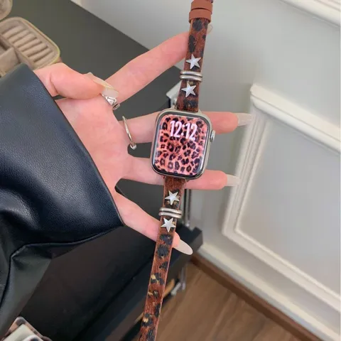 Cinturino per Orologio in Pelle di Cavallino Stampa Leopardo Ciondolo Stella in Metallo di Ricambio per Smartwatch