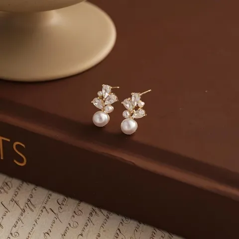 Pendientes de Botón de Cobre con Diamantes de Imitación y Perla Artificial de Lujo Ligero Moda Geométrica Joyería para Orejas Regalo para Mujeres