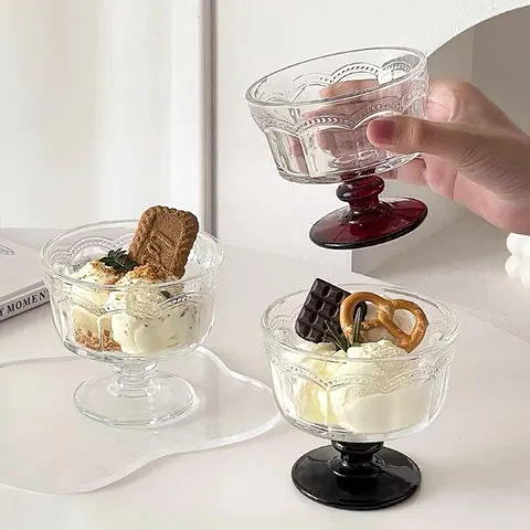 Vintage Embossed High Foot Ice Cream Glass Cup Dessert Yogurt Smoothie Transparent Colored Base Goblet Kitchen Drinkware
