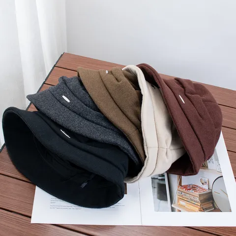 Japanese Pleated Short Brim Polyester Bucket Hat For Women Retro Literary Versatile Foldable Warm Felt Basin Hat With Metal Tag