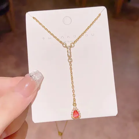 Französischer Vintage Roter Tropfen Anhänger Halskette Titanstahl Kupfer Gold Vergoldet Strass Y-Form Eleganter Schmuck Für Damen