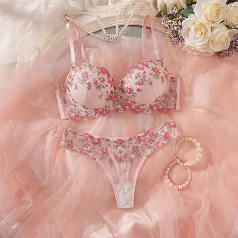 Französisch Romantisch Polyester Gestickt Unterwäsche-Set Blumig Spitze Transparent BH Und Unterhose Top Und Bottom Für Damen Date Alltäglich