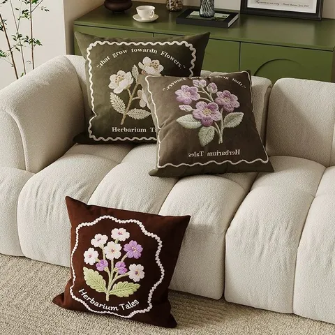 Vintage Botanical Floral Digital Printed Plush Pillow Cover Luxury Retro English Letters Square Throw Cushion Case For Sofa Bedside Home Decor