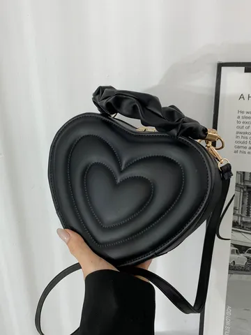 Damen Mode PU Leder Umhängetasche Vintage Herzförmig Gesteppte Schultertasche Casual Kette Messenger Tasche Handtasche