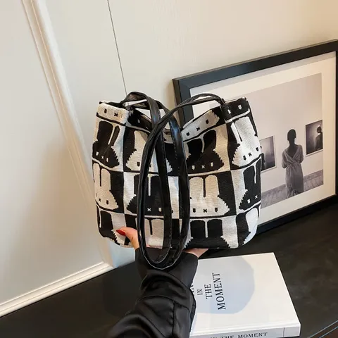 Große Kapazität Strick Tragetasche Cartoon Hase Muster Damen Umhängetasche Casual Street Style Kontrastfarbe Handtasche