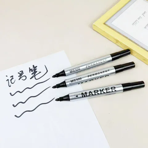 Stylo Marqueurs Permanents Séchage Rapide Imperméable À Base d'Huile Noir Rouge Bleu Encre Marqueur Pour Logistique Bureau Écriture