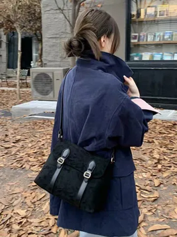 Women's Retro Suede Crossbody Bag Vintage Casual Messenger Bag Solid Color Fashion Shoulder Bag Daily Commuting Handbag