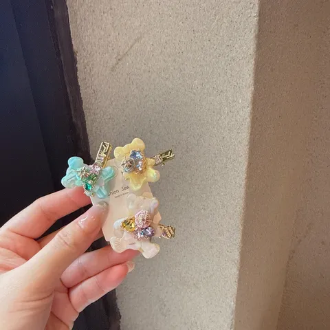 Deliziosa Fermaglio per Capelli Orso in Acetato con Strass Pincetta Laterale a Becco d'Anca Accessorio Quotidiano per Donne e Ragazze