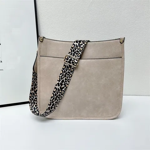 Femmes Mode Imprimé Léopard Large Bandoulière Cuir PU Sac Bandoulière Sac Seau Tote Bag Casual Rétro Grande Capacité