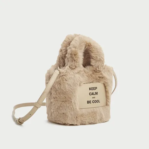 Sac Seau en Peluche Mode pour Femmes Hiver Mignon Bandoulière Duveteux Sac à Main Casual Souple Cuir PU Épaule