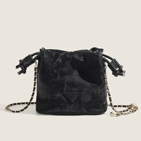 Sac Bandoulière Nuage en Cuir PU pour Femme avec Bandoulière Chaîne et Cordon de Serrage Sac Seau Décontracté pour Quotidien
