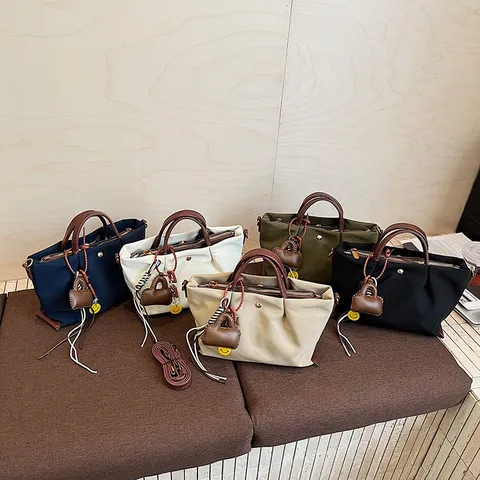 Damen Nylon Tote Bag Große Kapazität Wasserdichte Umhängetasche Lässige Tägliche Schultertasche Mehrfarbige Handtasche