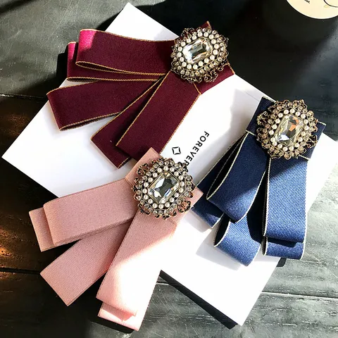 Spilla con Fiocco in Tessuto Stile Corte Retro Coreano Strass Perla Artificiale Decorata Gioiello con Fiocco di Fiore da Donna