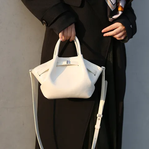 Women's Fashion Pleated Shoulder Bag Casual Urban Minimalist PU Leather Handbag Tote Commuter Bucket Bag