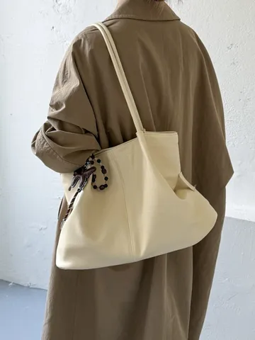Borsa Tote da Donna Maillard Retro Marrone Grande Capacità 2026 Moda Pendolare in Pelle PU Borsa a Spalla Con Farfalla