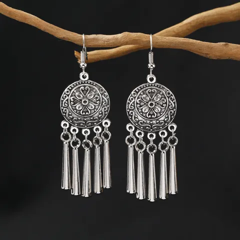 Bohemien Vintage Etnische Legering Lange Kwast Hanger Oorbellen Uitgesneden Druppel Oorbellen Mode Sieraden Voor Dames