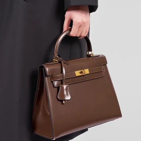 Women Genuine Leather Shoulder Bag Retro Solid Color Tote Bag Large Capacity Commuting Handbag With Metal Lock
