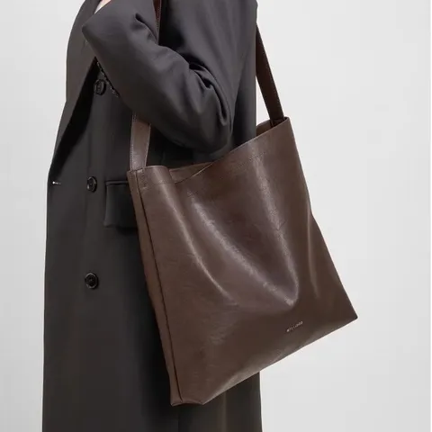 Women's Genuine Leather Bucket Bag Large Capacity Retro Shoulder Bag Fashion Commuting Handbag Underarm Bag